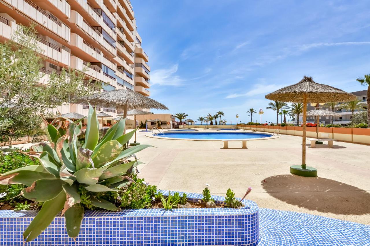 Apartamentos Zafiro Atico Calp Exterior foto