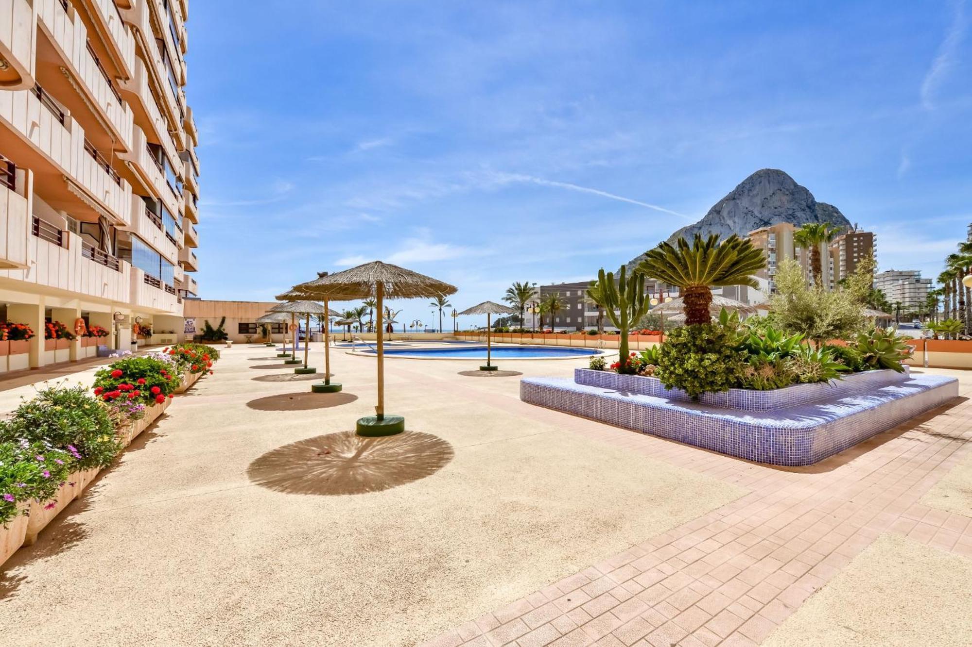 Apartamentos Zafiro Atico Calp Exterior foto